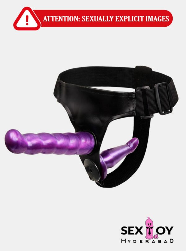 A strap-on dildo with customizable harness for lesbian dong.