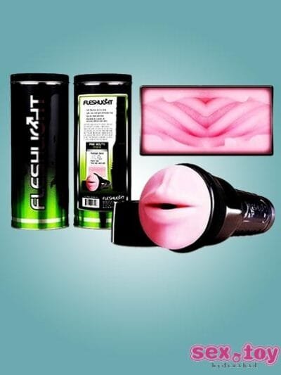 blowjob-fleshlight-sex-toy